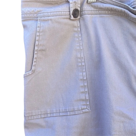 Lane Bryant size 26 women’s tan cargo mini skirt - Picture 3 of 5